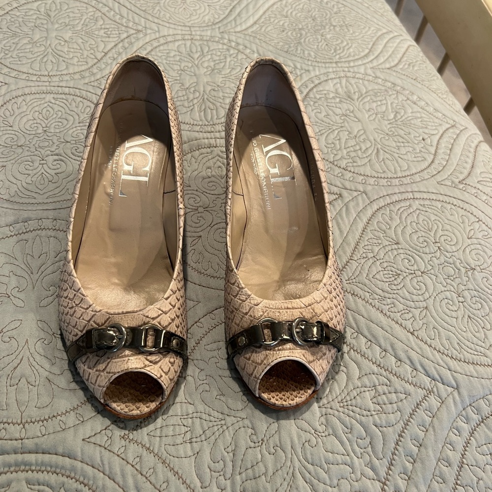 AGL Women's Peep-Toe Heels - gray/light pink with Black Accents